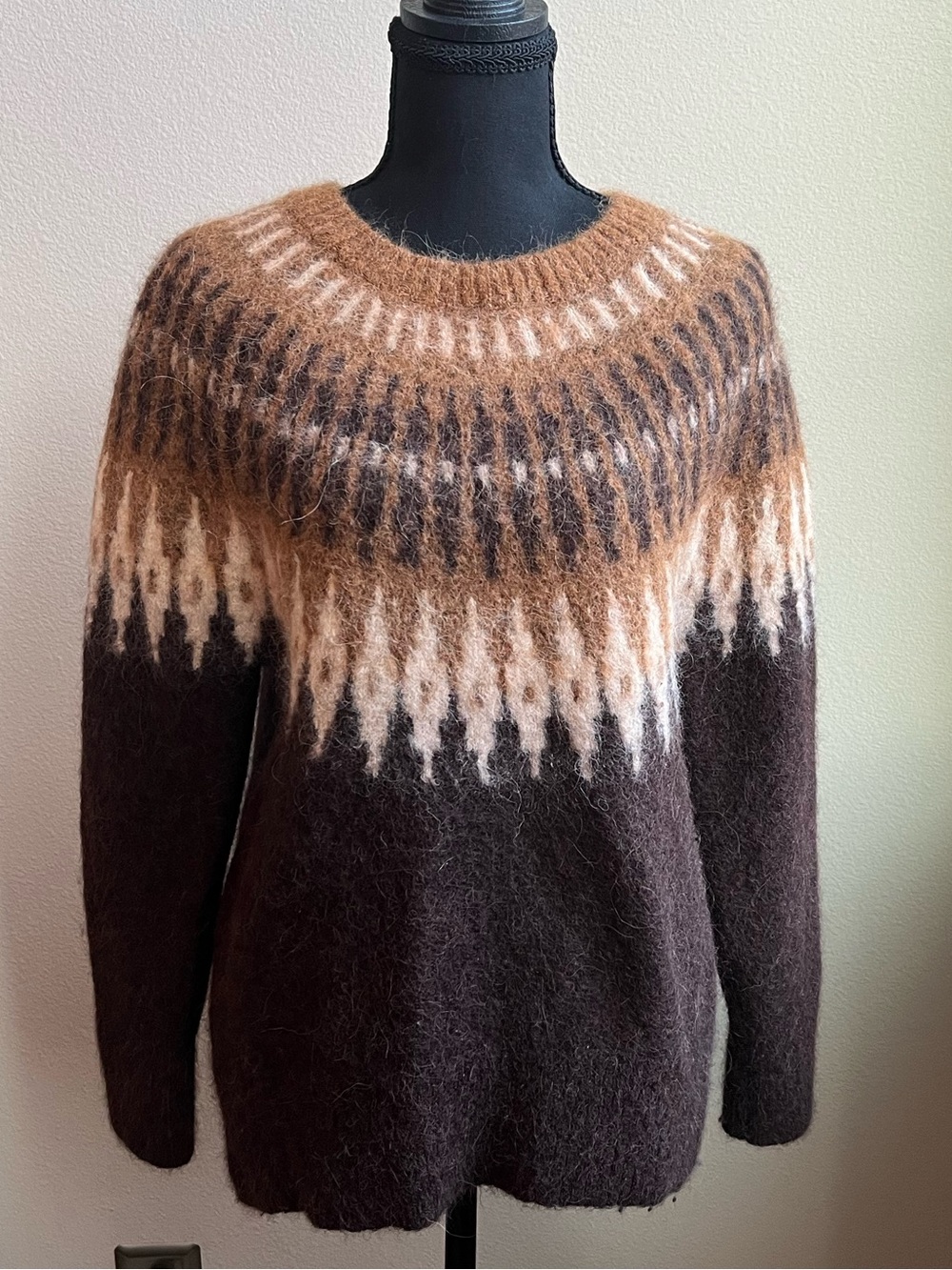 Banana Republic Fair Isle Alpaca Blend Burnt Umber Crewneck Sweater • M • EUC - Picture 2 of 8
